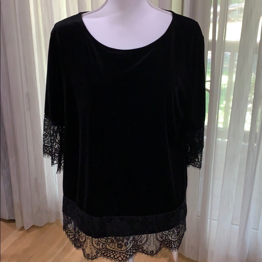 The Limited Black Velvet Lace Tunic size L EUC